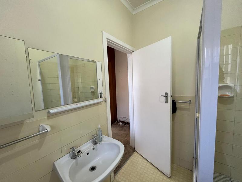 4 Bedroom Property for Sale in Cambridge West Eastern Cape